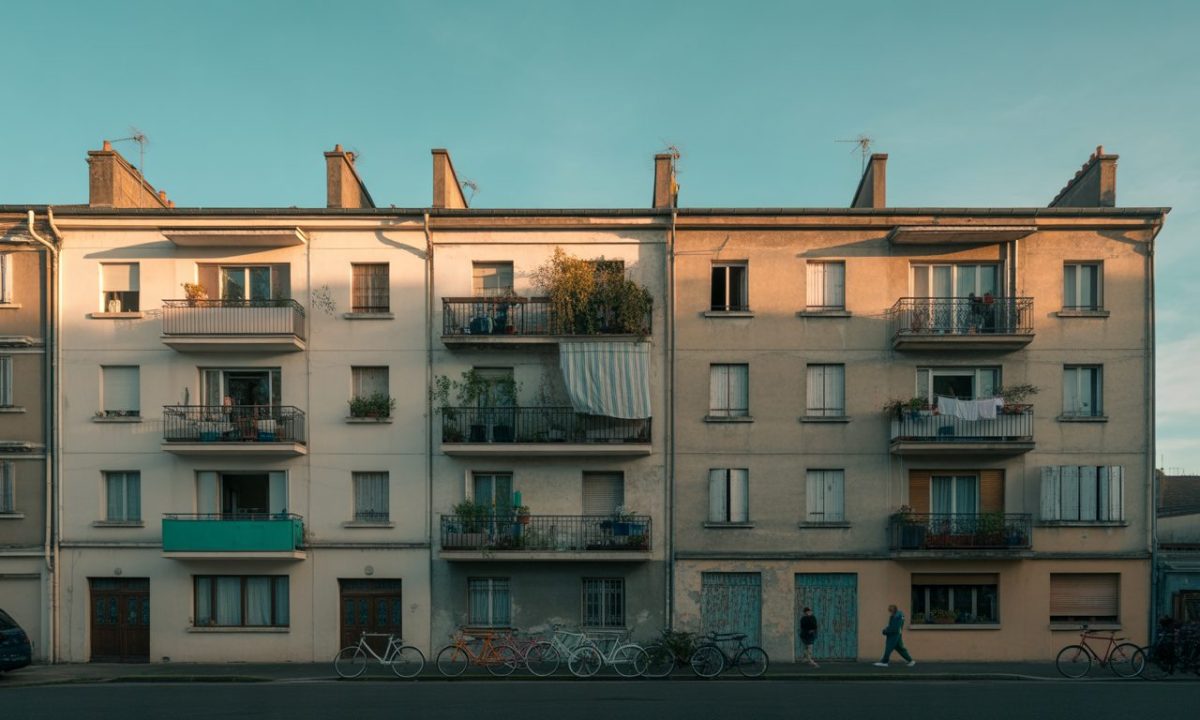 découvrez les règles d'encadrement des loyers à aubervilliers, avec les plafonds applicables et les loyers de référence pour un logement conforme à la réglementation.